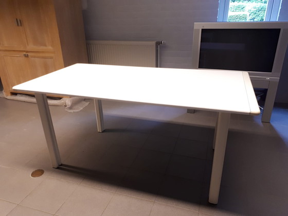 Image 1 of Castelijn dining table with pull-out leaf