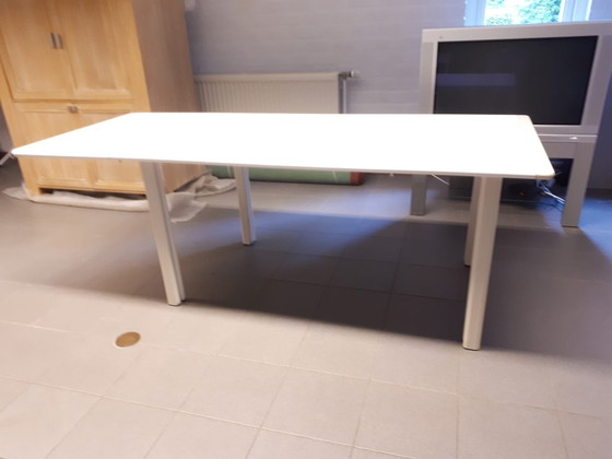 Image 1 of Castelijn dining table with pull-out leaf