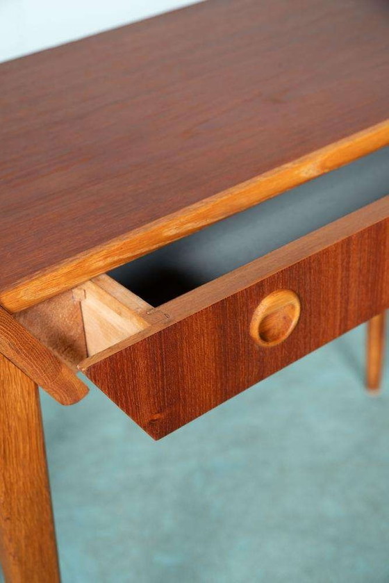 Image 1 of Cassettiera vintage ristrutturata anni Sessanta, cassettiera Midmod Svezia