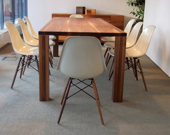 Image 1 of 4x Herman Miller dsw chairs