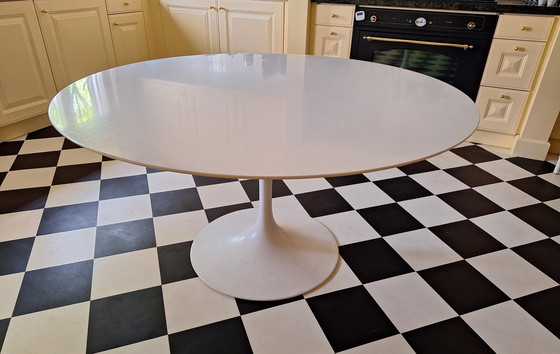 Image 1 of Knoll dining table by Eero Saarinnen