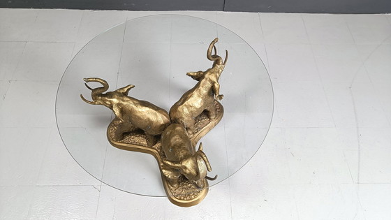 Image 1 of Tavolino da caffè vintage in ottone a forma di elefante, anni '70