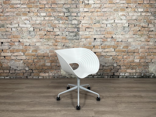 Vitra Tom Vac Swivel chair