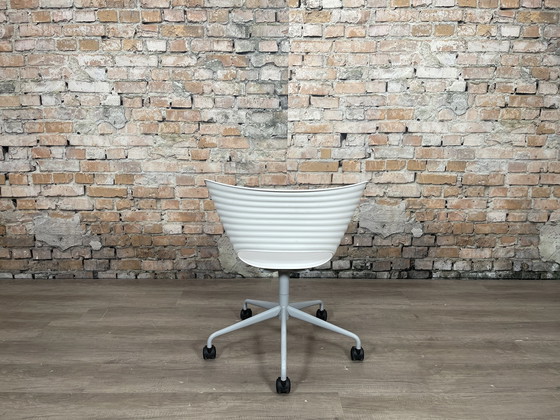 Image 1 of Vitra Tom Vac Swivel chair