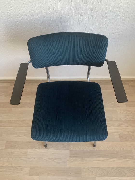 Image 1 of 4x Gispen 1235 chair