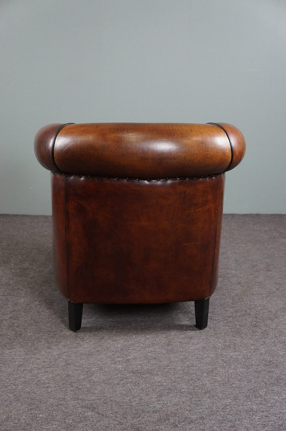 Image 1 of Fauteuil club avec passepoil noir et rivets décoratifs