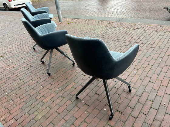 Image 1 of 4x Bert Plantagie Chaise en érable bleu