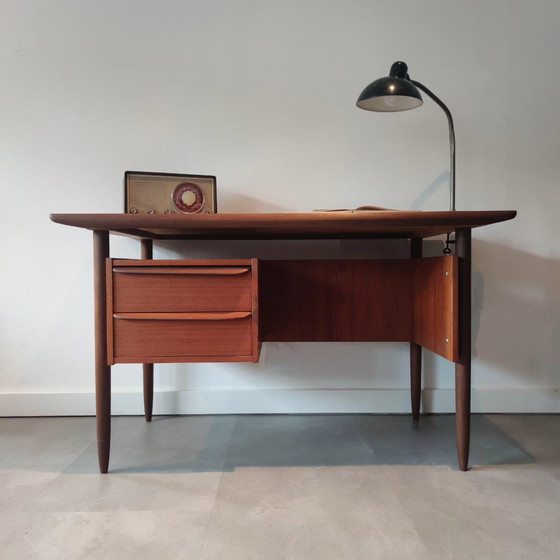 Image 1 of Hulmefa Tijsseling desk