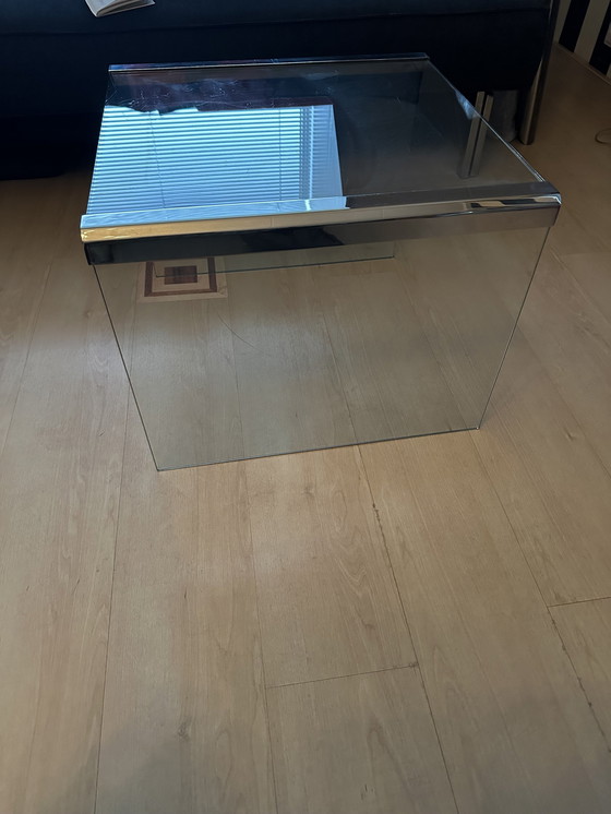 Image 1 of Mesa auxiliar de Gallotti &amp; Radice Design Italia, años 70 (alto x ancho x profundidad: 42 x 55 x 55 cm)