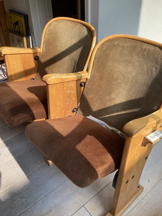 Image 1 of 2 chaises de cinéma pliantes d'époque