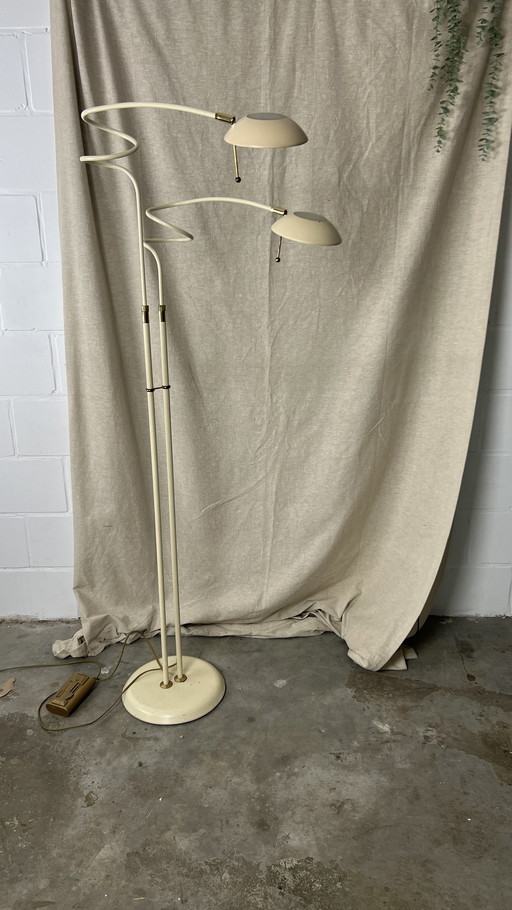 Rare lampadaire à enroulement de style Régence, Herda, années 70