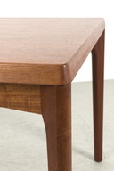Henning Kjaernulf dining table art. 66658