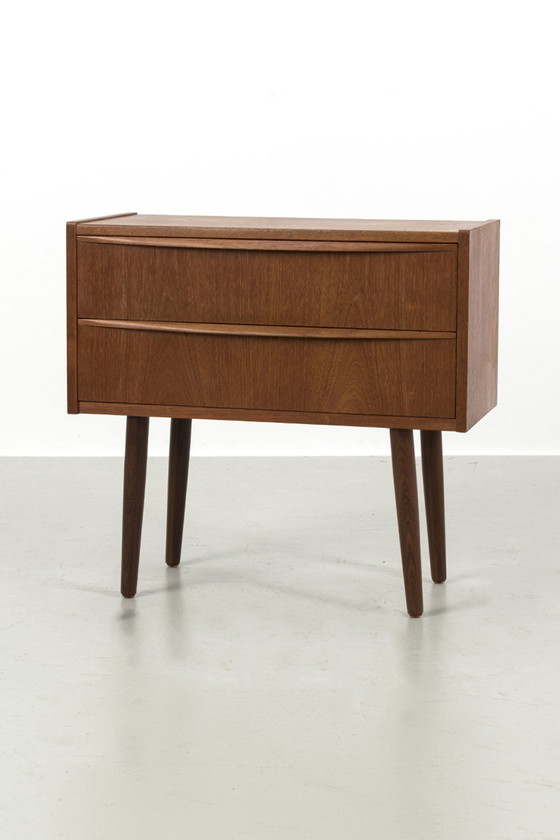 Image 1 of Vintage 2-drawer cabinet