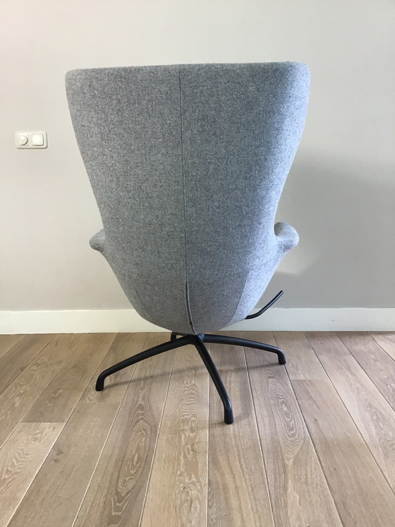 Image 1 of Fauteuil et pouf Eyye Puuro