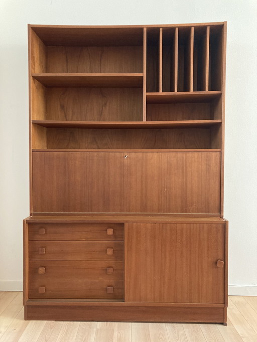 Domino Møbler bookcase