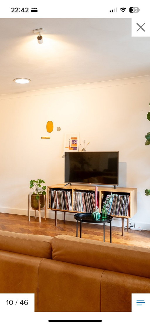 Audio / Vinyl furniture / Record cabinet