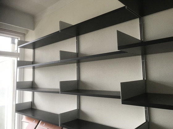 Image 1 of Dieter Rams Vitsoe 606 Rack With 30 Shelves Of Different Sizes