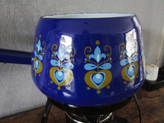 Image 1 of Vintage/Retro Fondue Panset From The Beautiful 1970s.