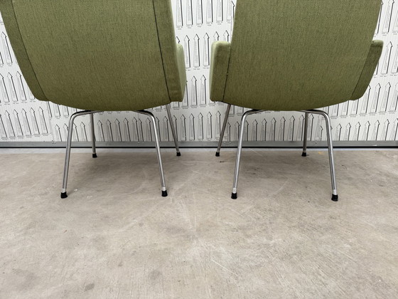 Image 1 of 2 bellissime sedie Artifort color verde menta.