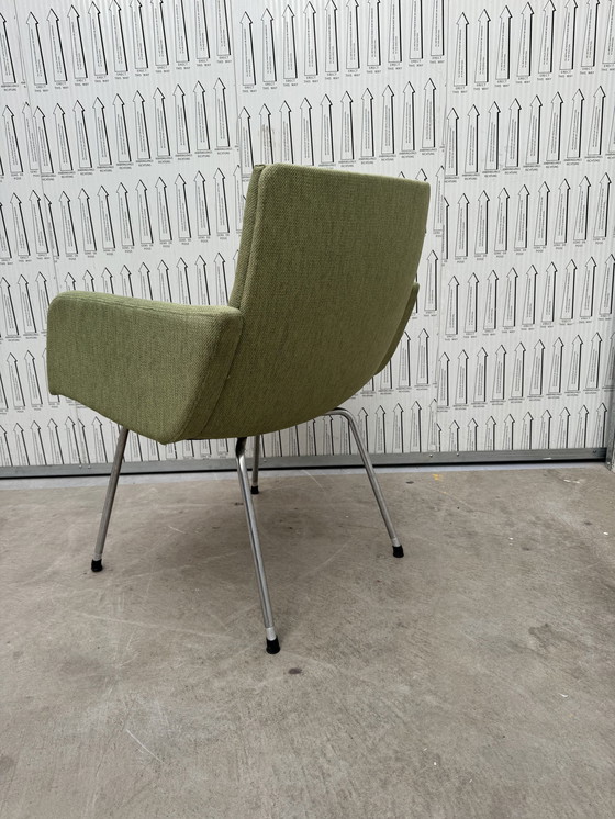 Image 1 of 2 bellissime sedie Artifort color verde menta.