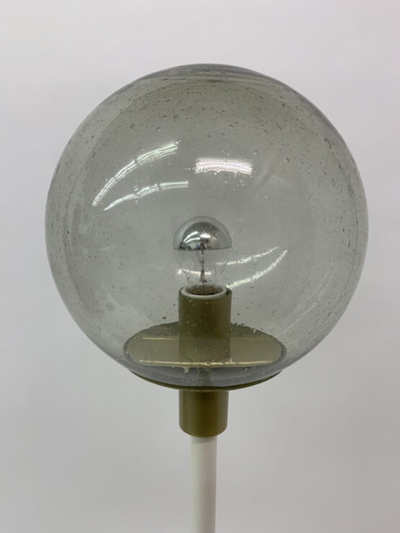 Image 1 of Lampadaire vintage en or blanc - 1970's