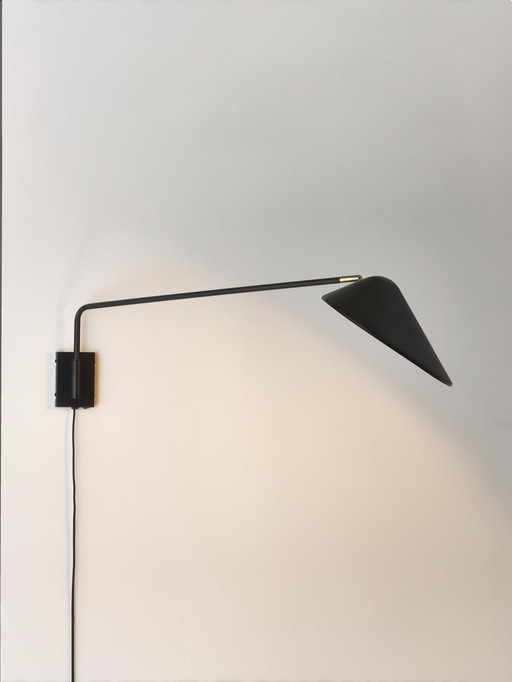 Large wall lamp with socket