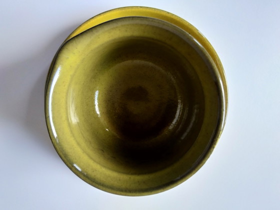 Image 1 of Potterie De Driehoek Huizen bowl with base plate