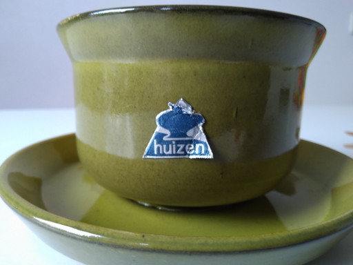 Potterie De Driehoek Huizen bowl with base plate