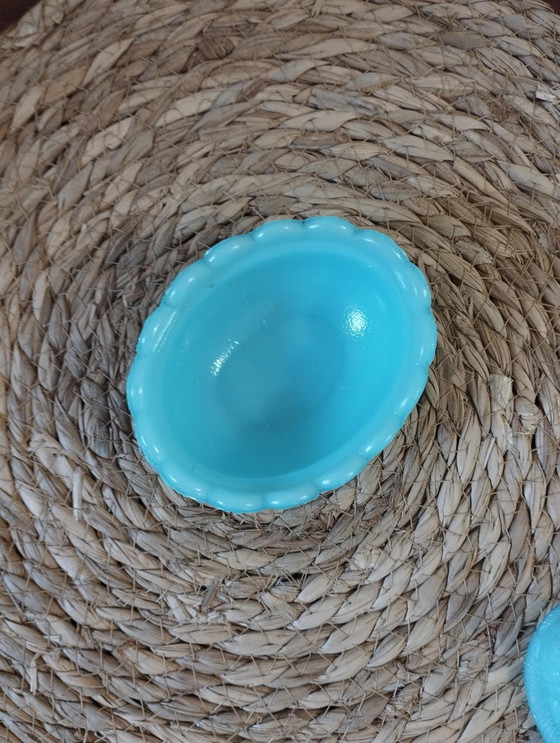 Image 1 of Gallina opalina colorata, scatola, scatola per caramelle, piatto, precedentemente proveniente dalla vetreria Portieux