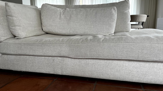 Image 1 of Sillón de tela beige estilo ibicenco, alta calidad