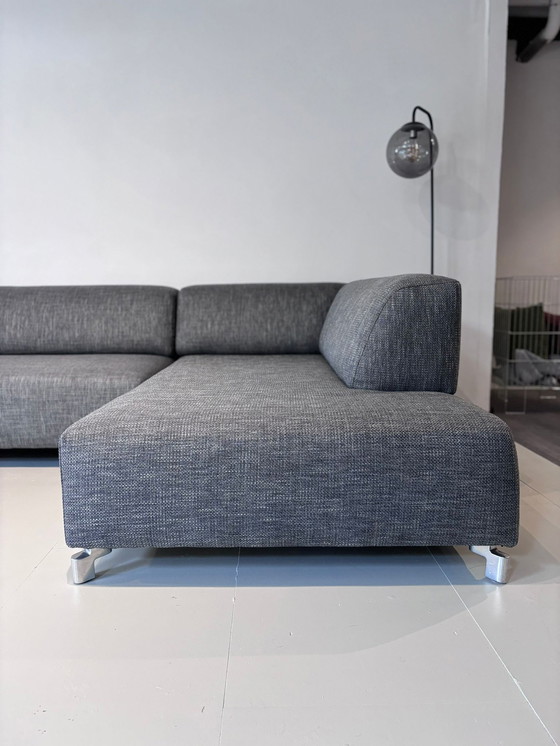 Image 1 of Leolux faya lobi sofa