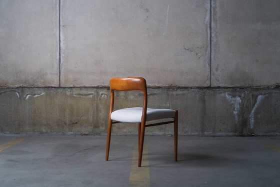 Image 1 of 6 x Niels O. Møller - Model 75 eetkamerstoelen