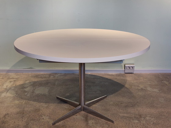 Image 1 of Pastoe Vintage Round Extendable Dining Table