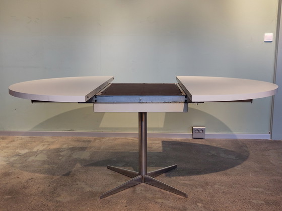 Image 1 of Pastoe Vintage Round Extendable Dining Table