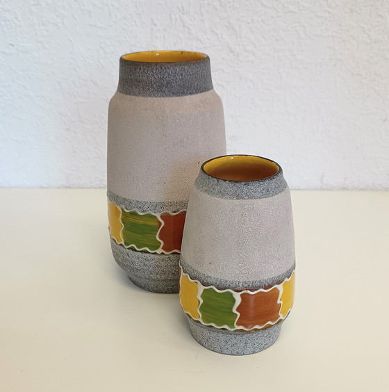 Image 1 of 2x Bay ceramic vases