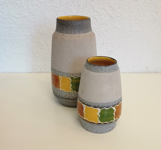 Image 1 of 2x Bay ceramic vases