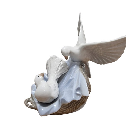Vintage Tengra Porcelain Doves