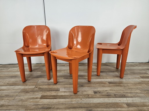 Stackable Chairs In Orange Plastic From The Casa 70 Collection By Albaplast For Dal Vera