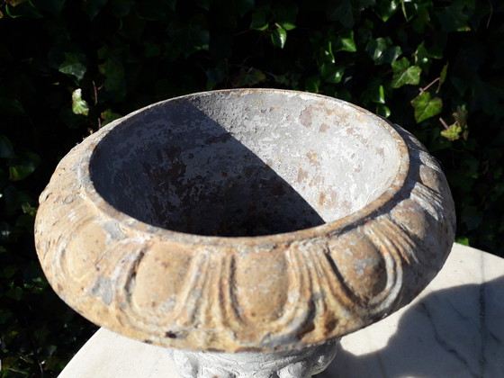 Image 1 of 2 Cast iron brocante garden vases 25 cm high