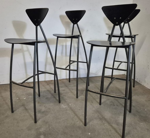 Memphis Style Stools Set