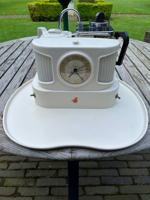 Goblin Teasmade clock