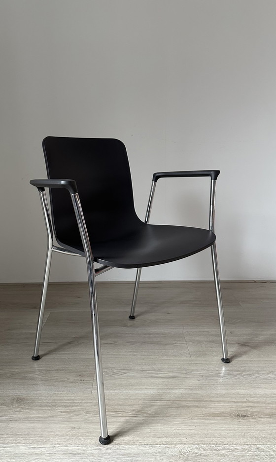 Image 1 of 4X Vitra Hall Design Chairs