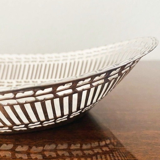 Silver plated bread basket SZ90