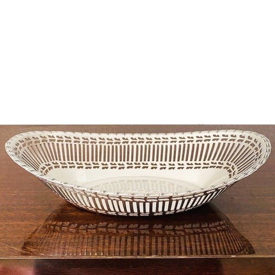 Image 1 of Silver plated bread basket SZ90