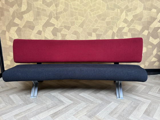 Image 1 of Artifort Orbit design sofa