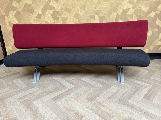 Image 1 of Artifort Orbit design sofa