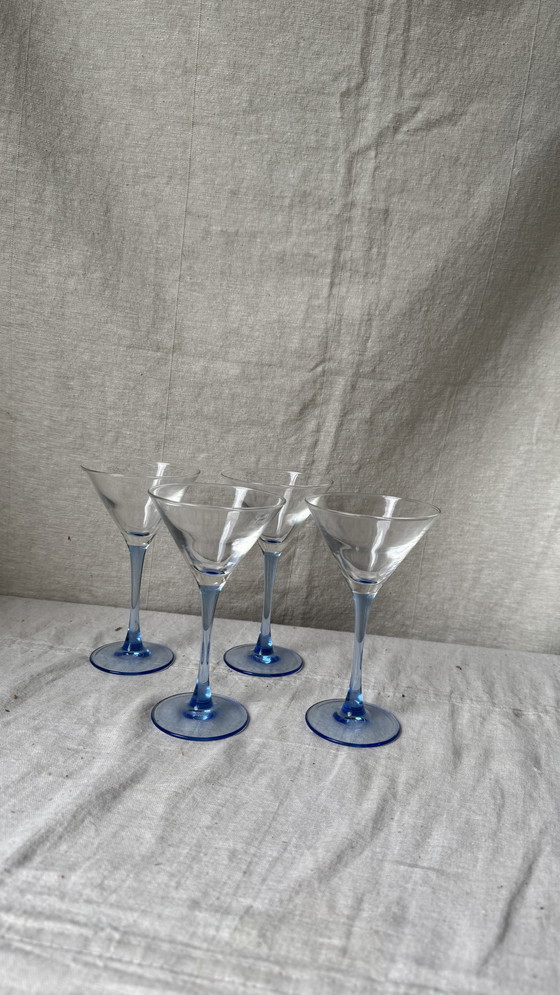 Image 1 of 4X Festive Martini Coupe, Azul Claro, Luminarc 
