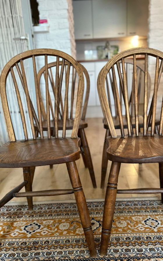 Image 1 of 4x Windsor dining room chairs