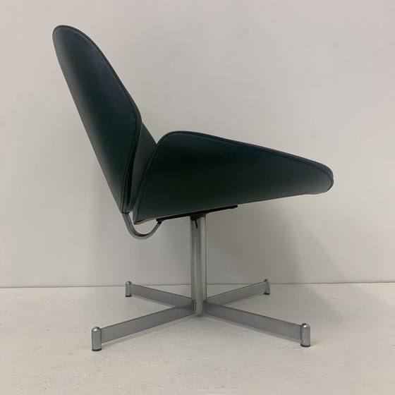 Image 1 of Mid-Century Artifort Geoffrey Harcourt lounge chair ‘Exquis’ , dark green , 1960’s Dutch design