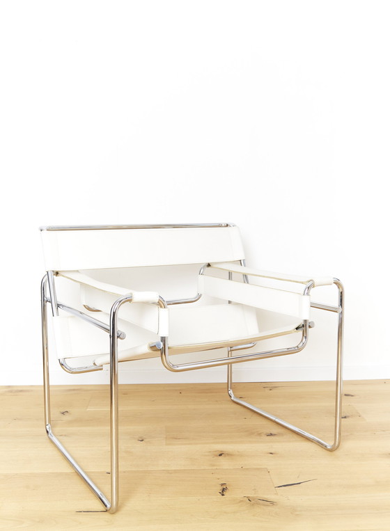 Image 1 of Silla Wassily de Marcel Breuer para Knoll International